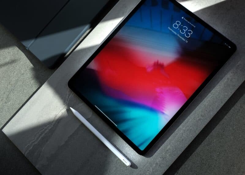 iPad Apple- Celside Magazine